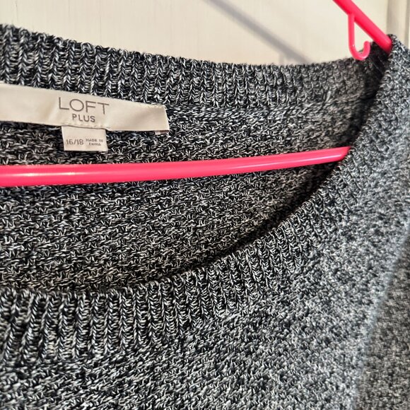 | LOFT | Black and White Marbled Sweater - Picture 4 of 6